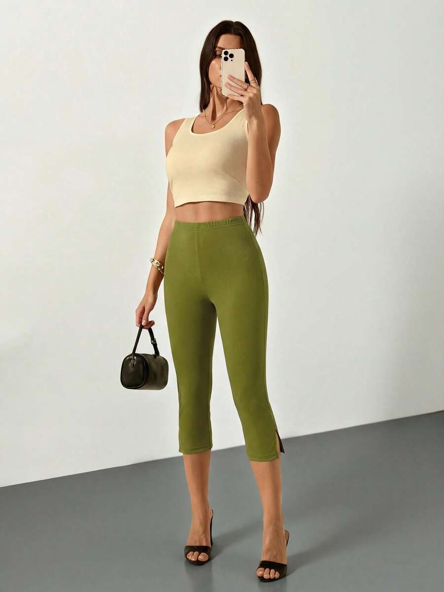 Capri pants