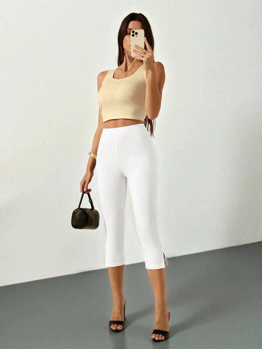 Capri pants
